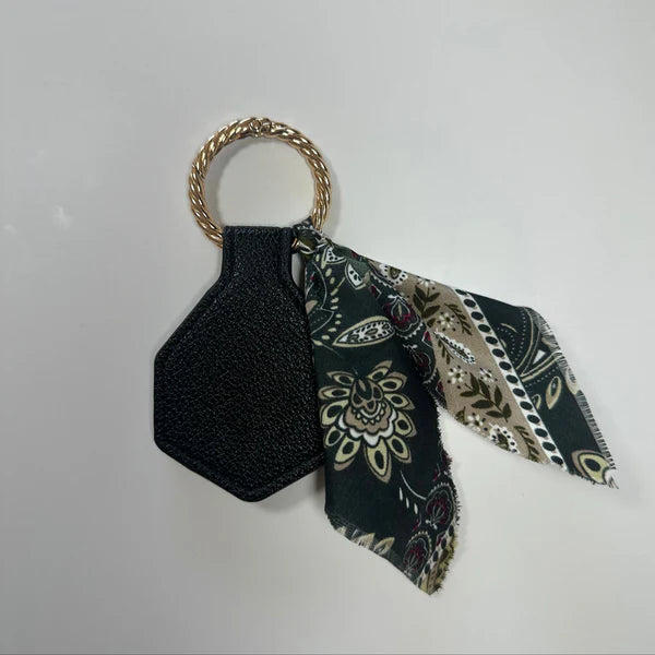 Black ✦ Hat Holders ✦