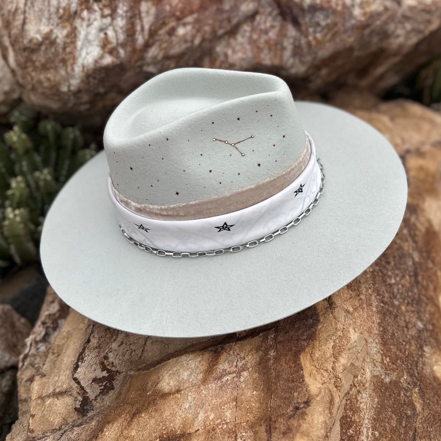 Celestial Initial Hat - Y